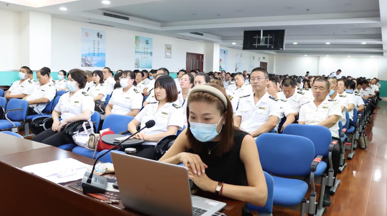 【主题教育】青岛工学院走进青岛城运控股交运集团胶州分公司开展“党建+驾驶员心理疏导”实践活动 【主题教育】青岛工学院走进青岛城运控股交运集团胶州分公司开展“党建+驾驶员心理疏导”实践活动