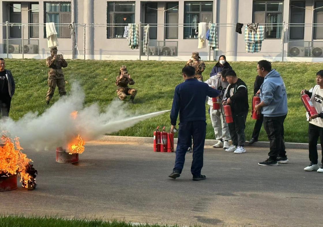 “预防为主,生命至上”——青岛工学院开展2023年度消防培训暨疏散演练活动 “预防为主,生命至上”——青岛工学院开展2023年度消防培训暨疏散演练活动
