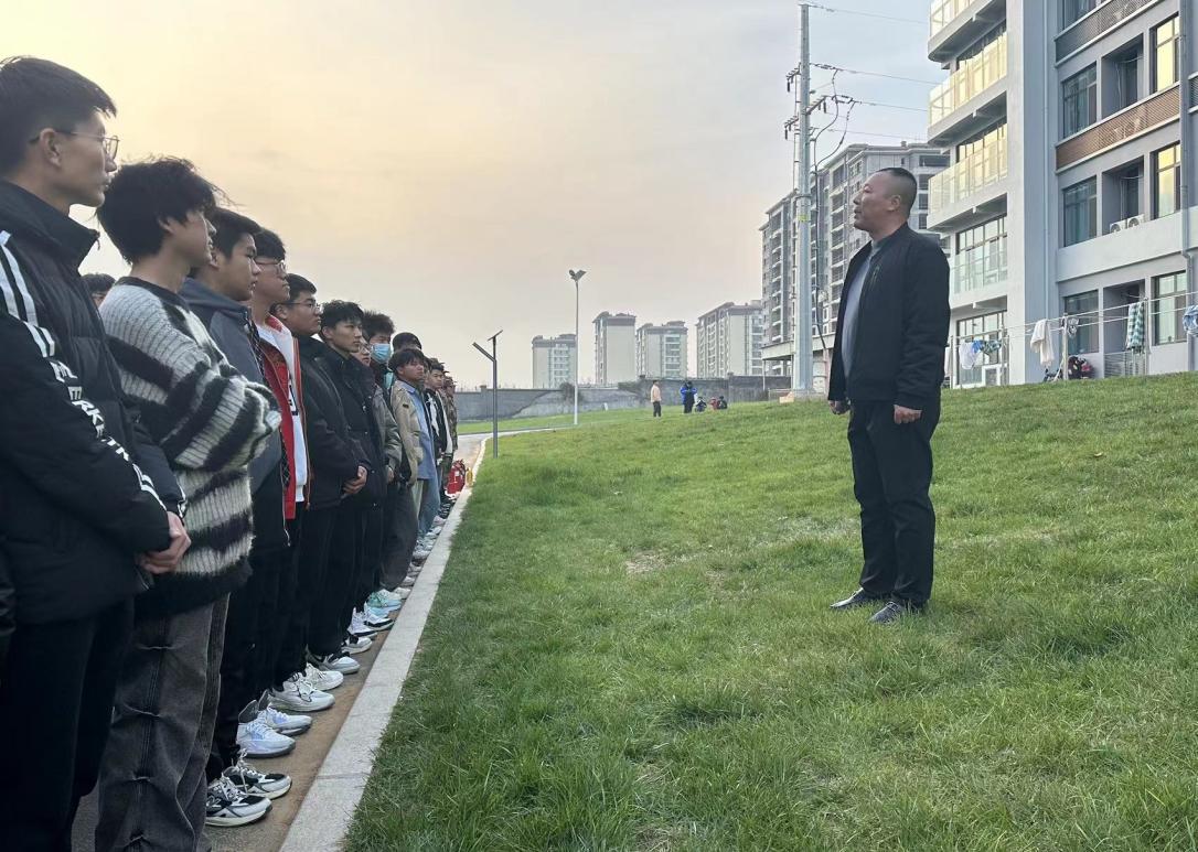 “预防为主,生命至上”——青岛工学院开展2023年度消防培训暨疏散演练活动 “预防为主,生命至上”——青岛工学院开展2023年度消防培训暨疏散演练活动