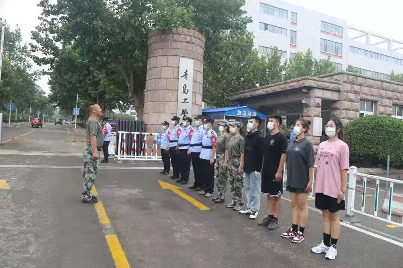 青岛工学院开展反恐防暴演练 青岛工学院开展反恐防暴演练